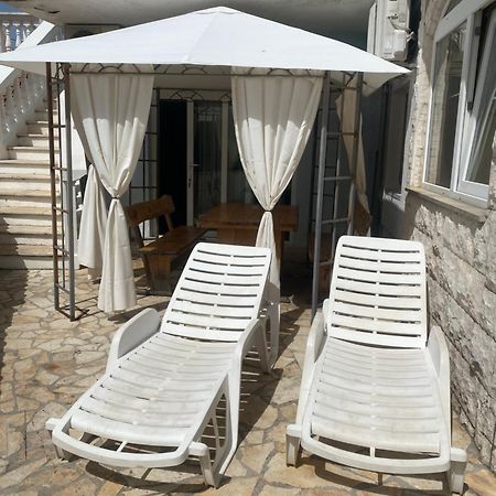 Apartments Villa Dalmatina 沃迪切 外观 照片