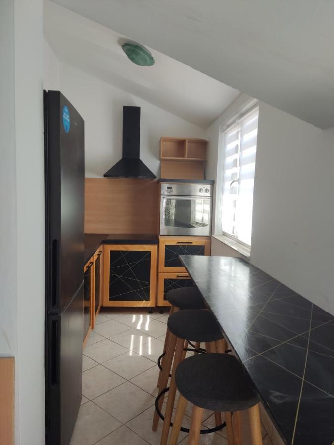 Apartments Villa Dalmatina 沃迪切 外观 照片