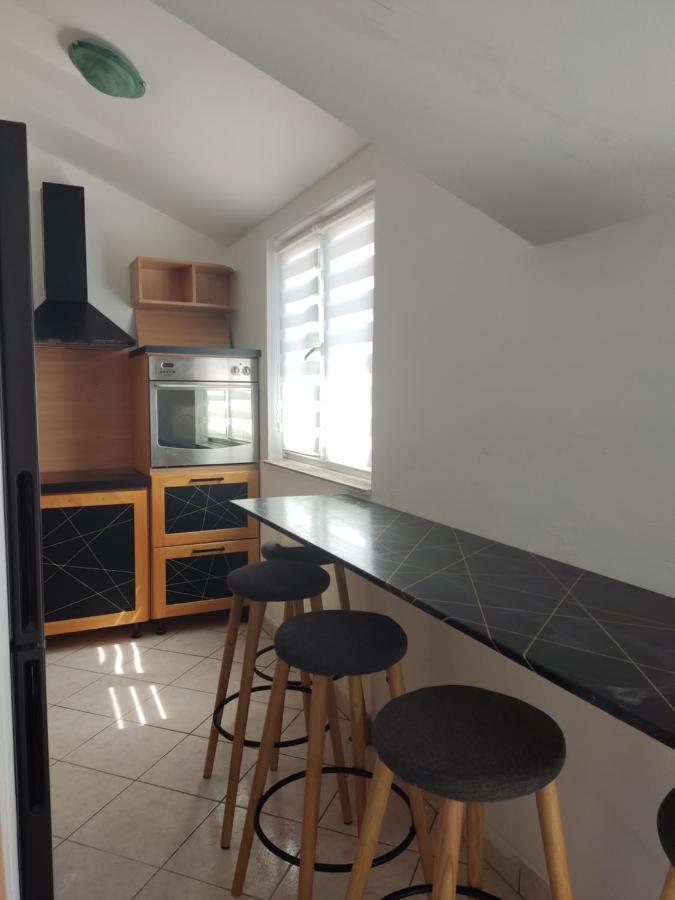 Apartments Villa Dalmatina 沃迪切 外观 照片