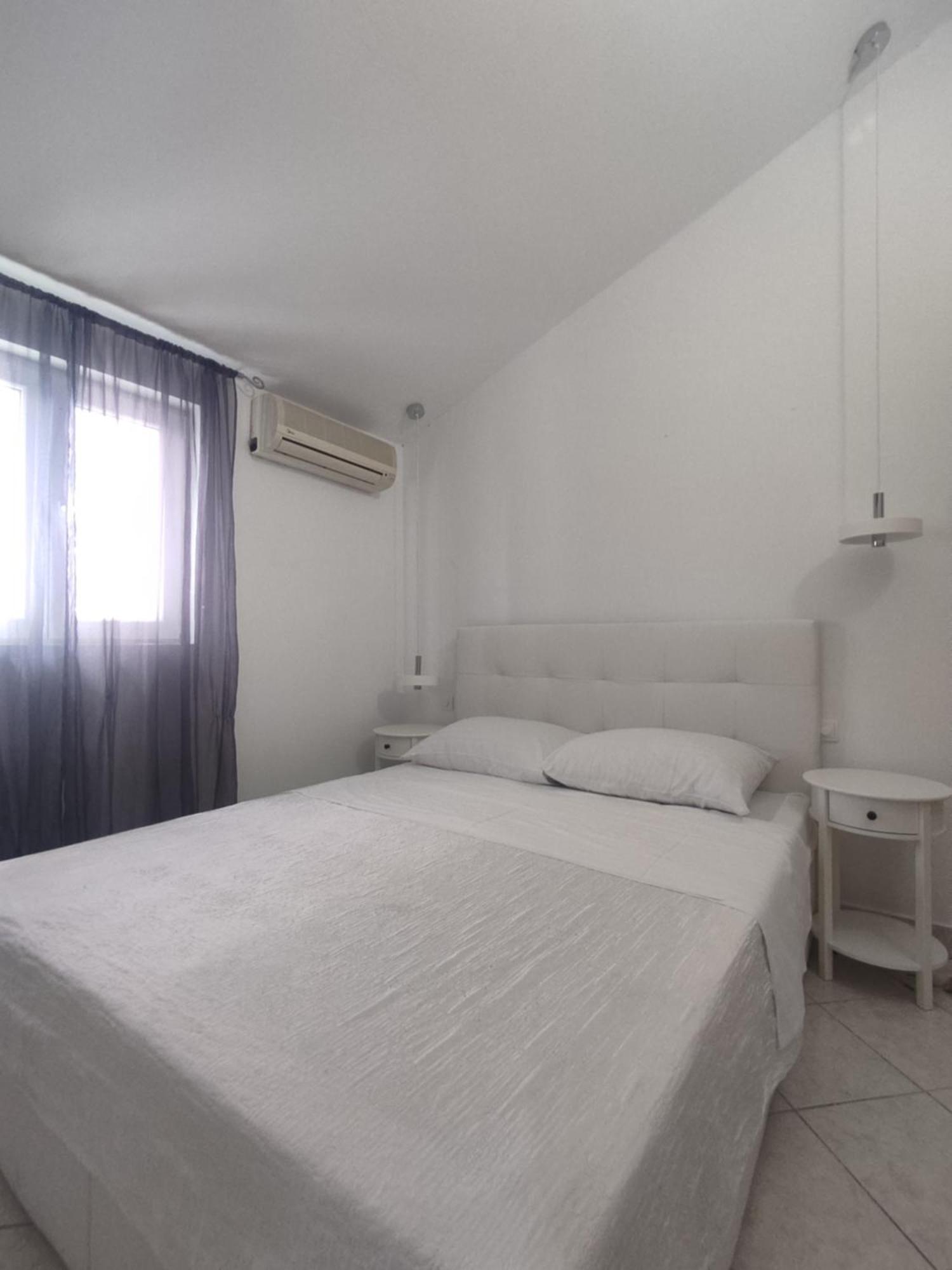 Apartments Villa Dalmatina 沃迪切 外观 照片