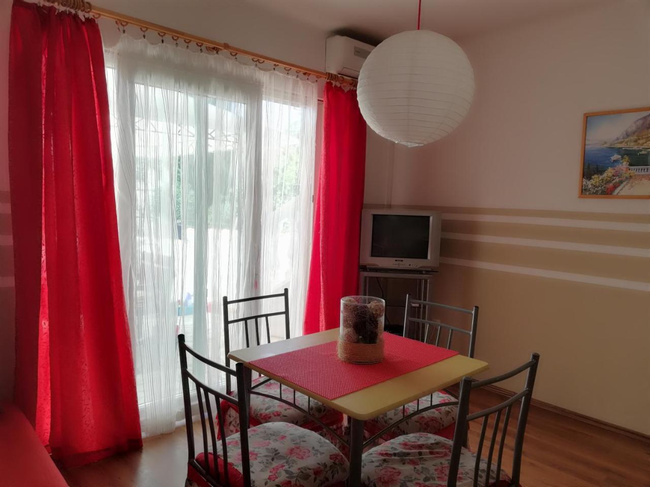 Apartments Villa Dalmatina 沃迪切 外观 照片