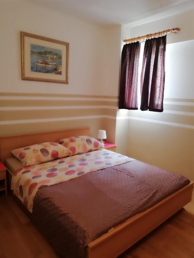 Apartments Villa Dalmatina 沃迪切 外观 照片