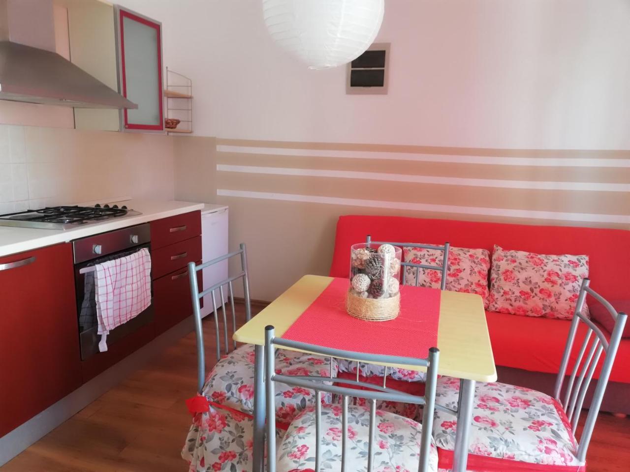 Apartments Villa Dalmatina 沃迪切 外观 照片