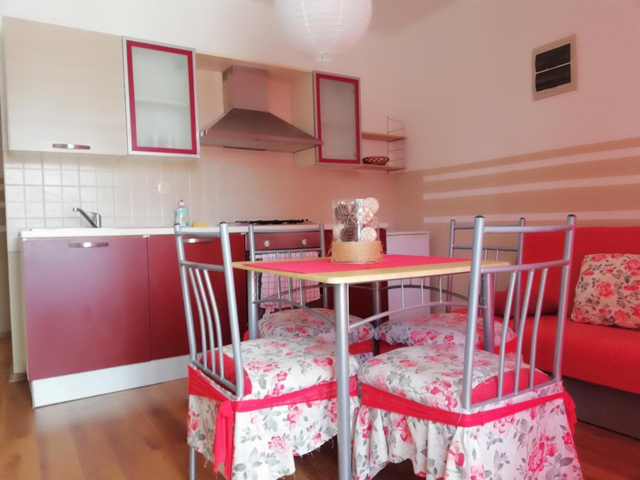 Apartments Villa Dalmatina 沃迪切 外观 照片