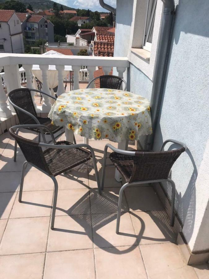 Apartments Villa Dalmatina 沃迪切 外观 照片